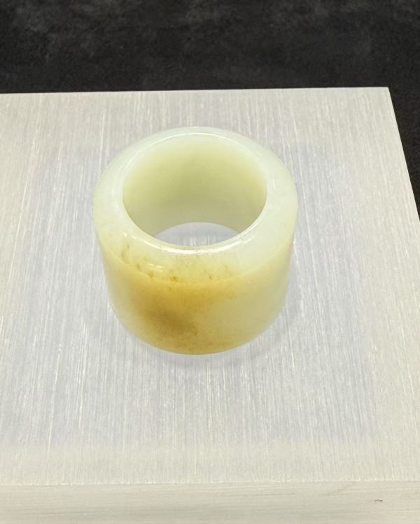 Traditional Chinese archery ring in natural white nephrite jade
