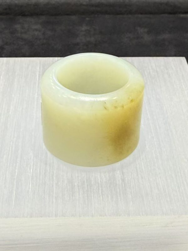 Traditional Chinese archery ring in natural white nephrite jade