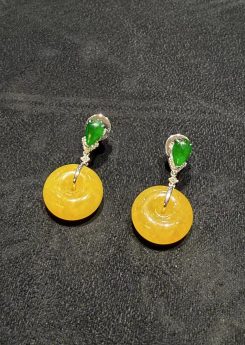 Vibrant Yellow safety knot with Green Jadeite Earrings in 18K white gold with diamonds – natural Type A jadeite