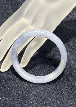 translucent icy lavender with faint green jadeite bangle
