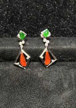 Highly translucent icy jadeite earrings with green and reddish fancy-cut jade set in 18k white gold and diamonds