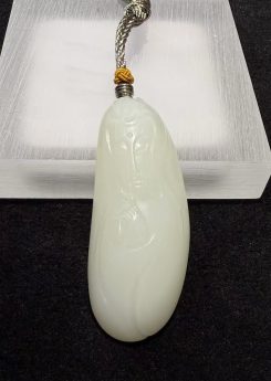 natural white nephrite jade Guanyin pendant Hotian jade carving